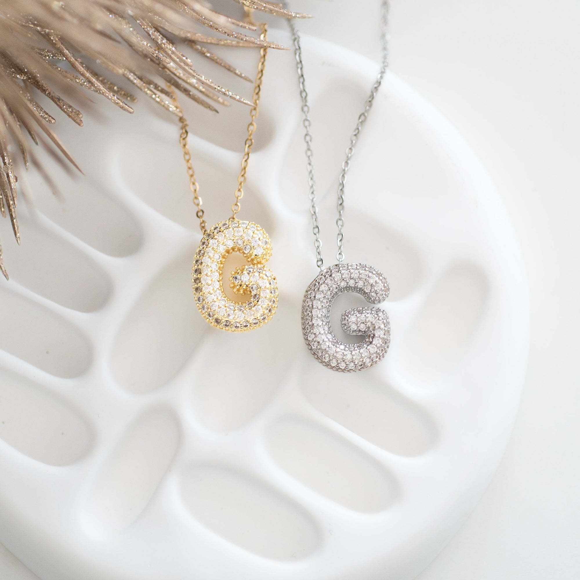 COLLIER INITIAL