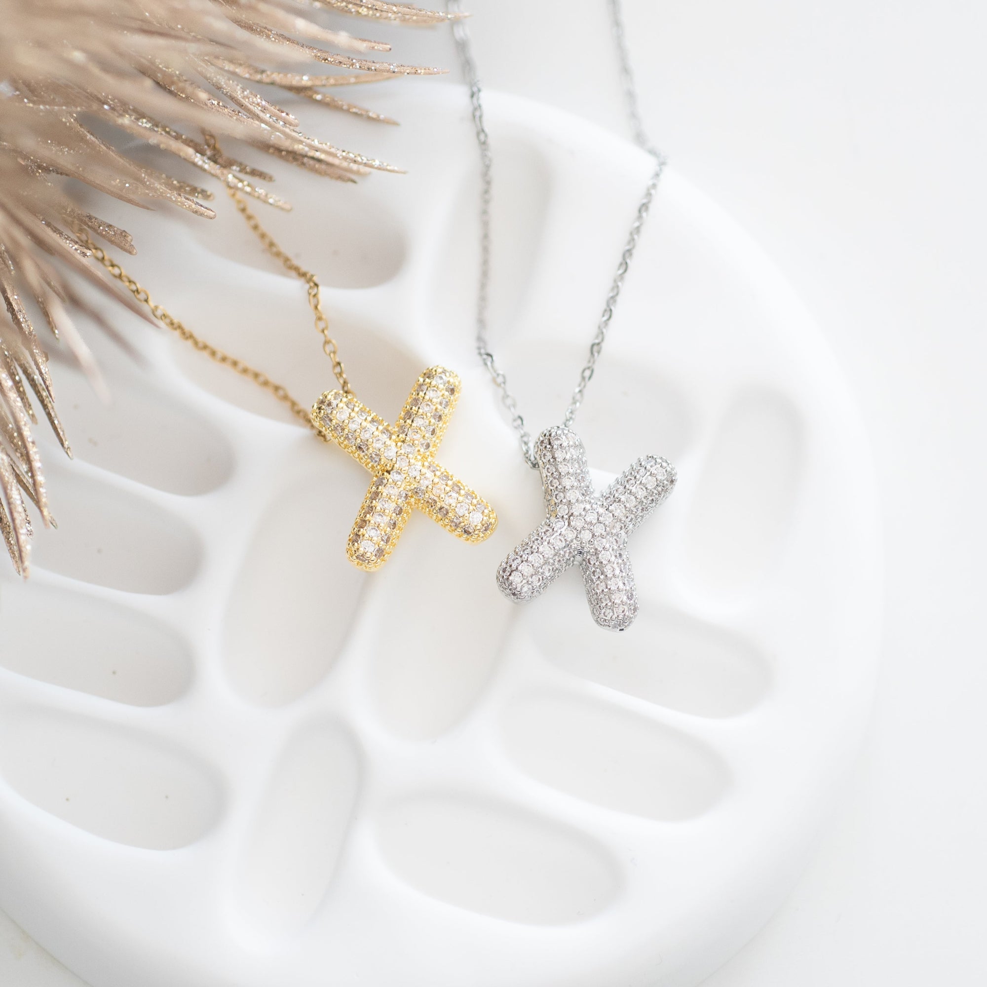 COLLIER INITIAL