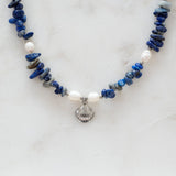 COLLIER AVA