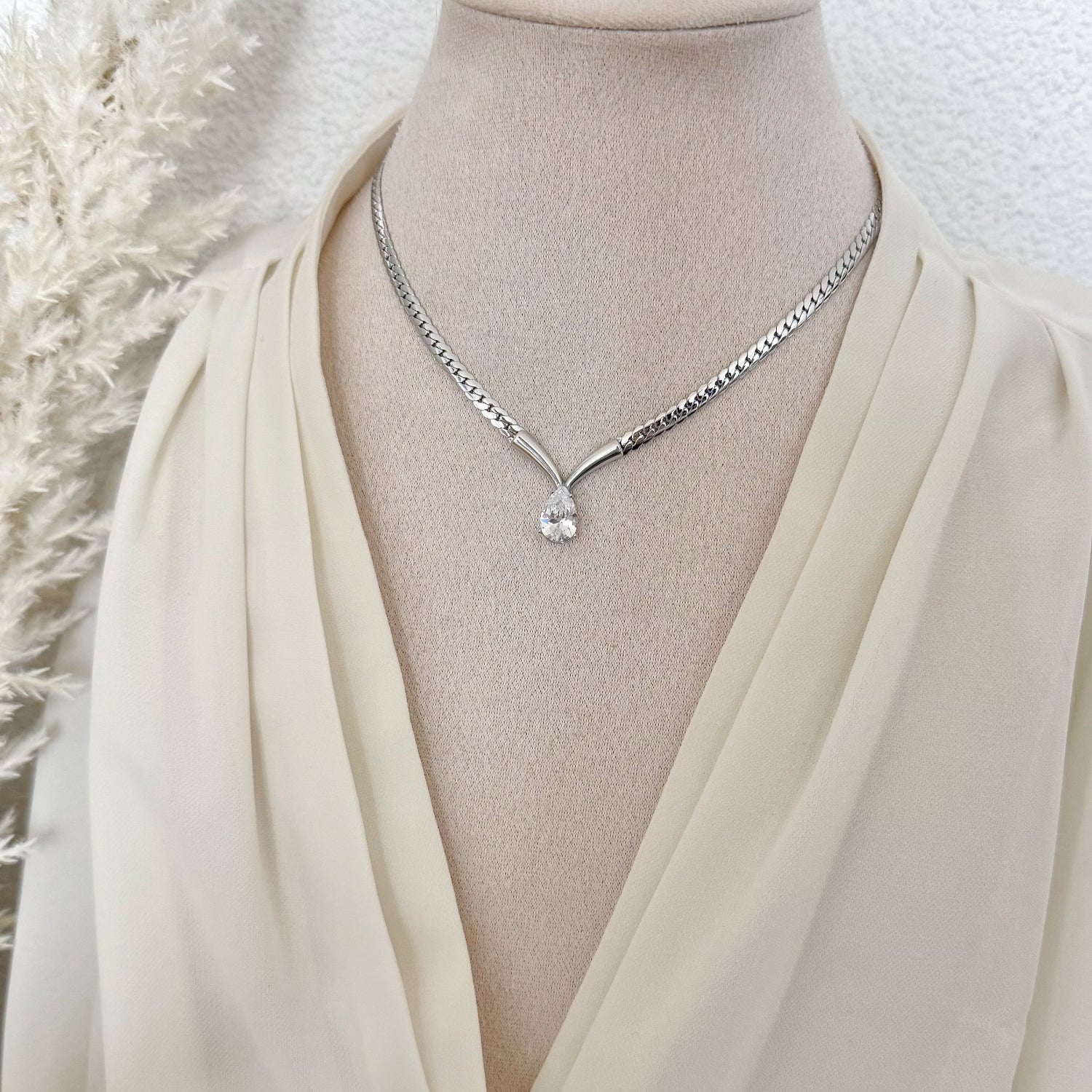 COLLIER JASMINE