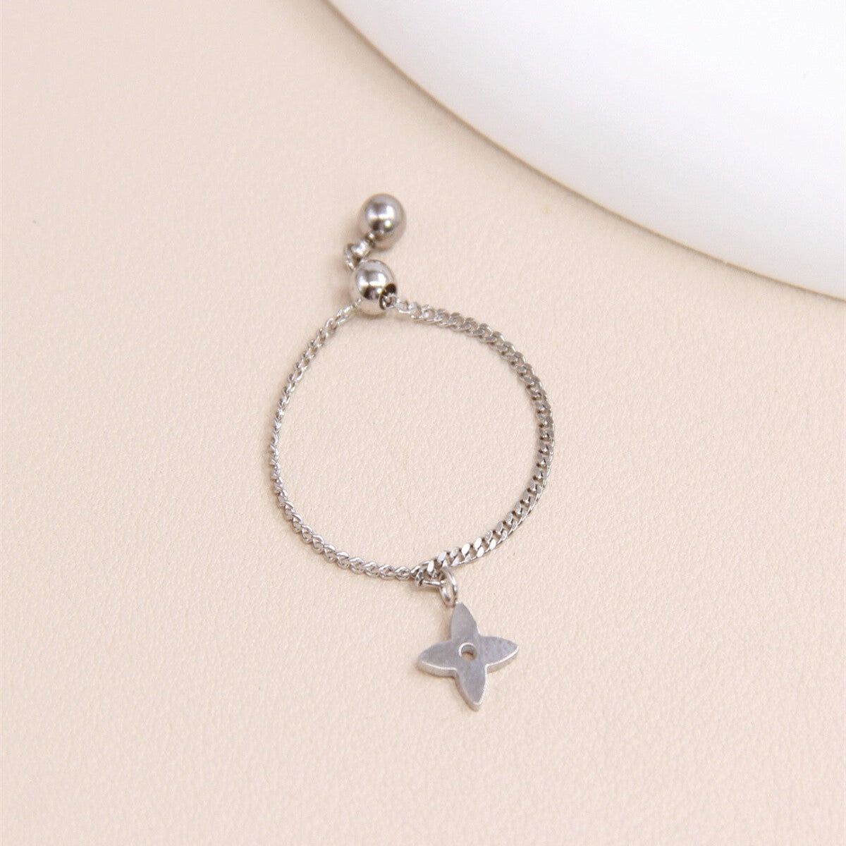 BAGUE ENCHANTEE