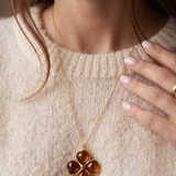 COLLIER AMBER LEAF
